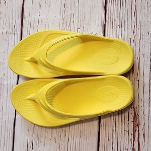 OOFOS Sandals